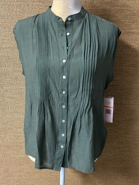 Nanette Lepore Top Women’s Small Sage Green NWT